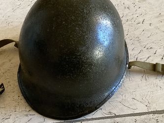 Nice WW2 WWII or Korean Korea war military helmet American US rear seam