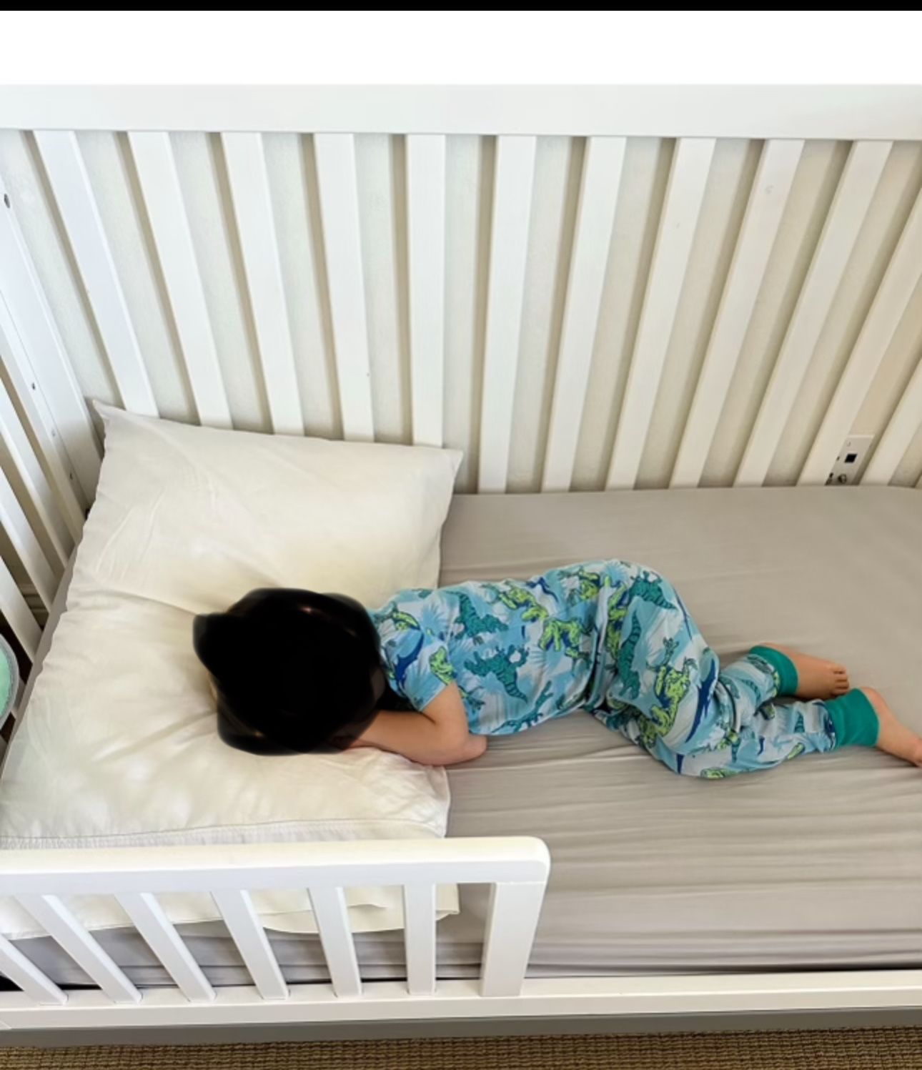 Convertible Baby Crib 