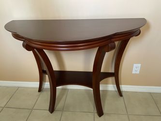 Entryway table
