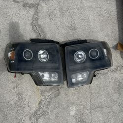 2010 Ford F150 Headlights In Good Shape