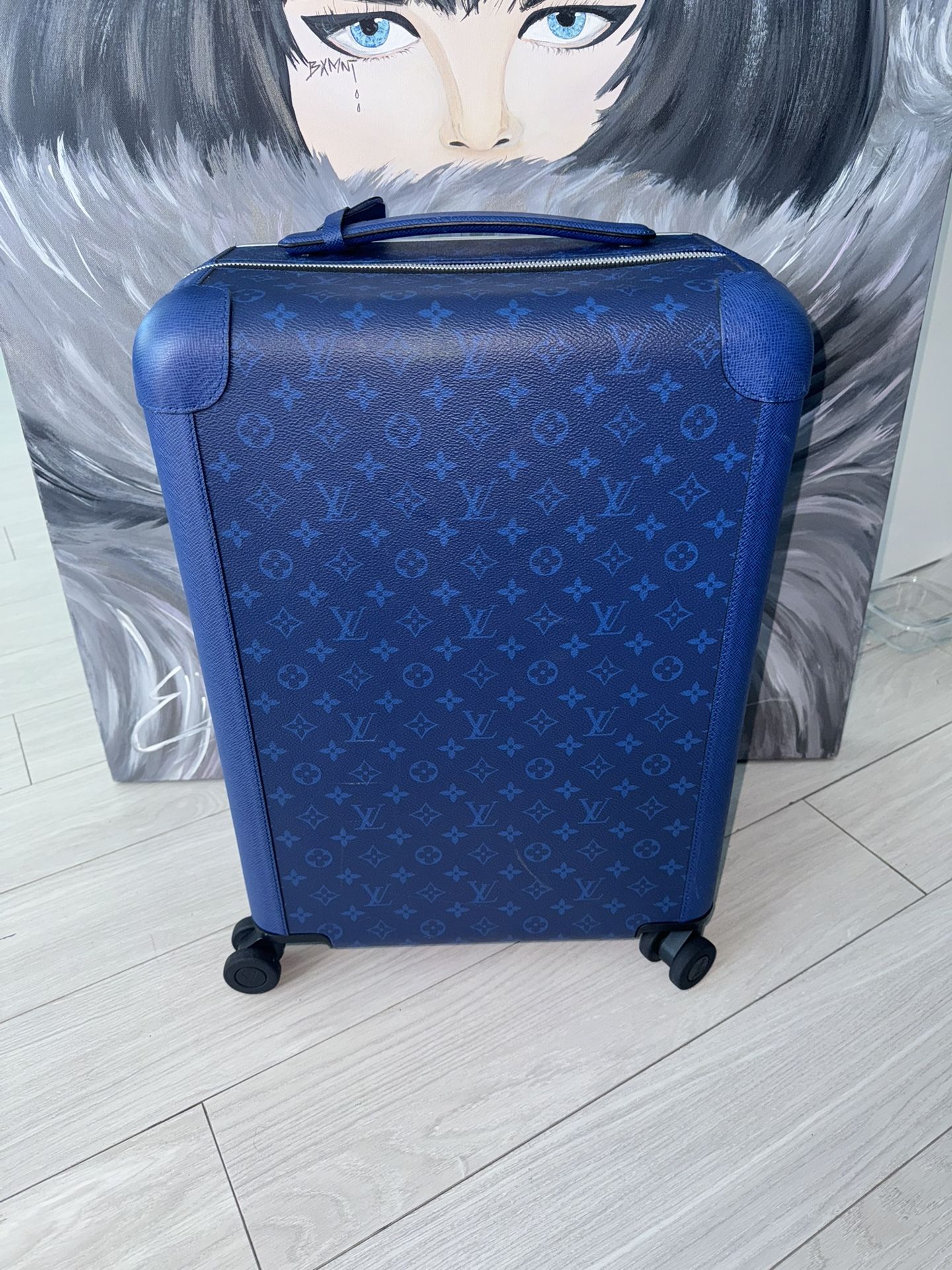 LOUIS VUITTON monogram Horizon 50 Taigarama Suitcase Blue