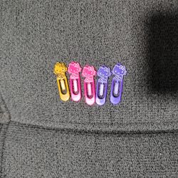 Vintage hello Kitty paper clips