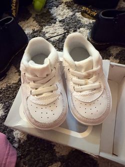 Nike Air Force crib shoe