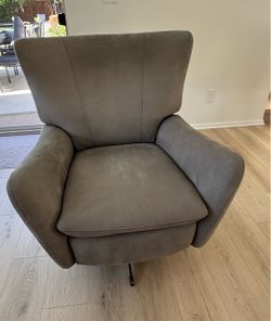Pottery Barn Wells Leather Tight Back Swivel Recliner Chair - new $,$$$