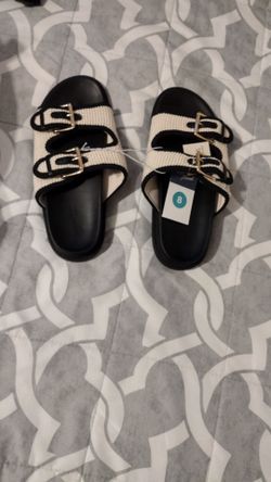 Universal thread sandals new w/tags size 8