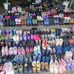 SNOW BOOTS FOR SALE! ALMOST SIZES AVAILABLE  SEE THE DESCRIPTION FOR PRICES 