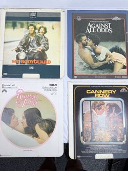 Lot of 17 RCA CED SelectaVision VideoDiscs Movies Vintage 1980s Untested