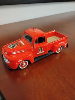 Harley Davidson Fire Dept Pick up Great Condition Very Clean 1:24 Scale Diecast