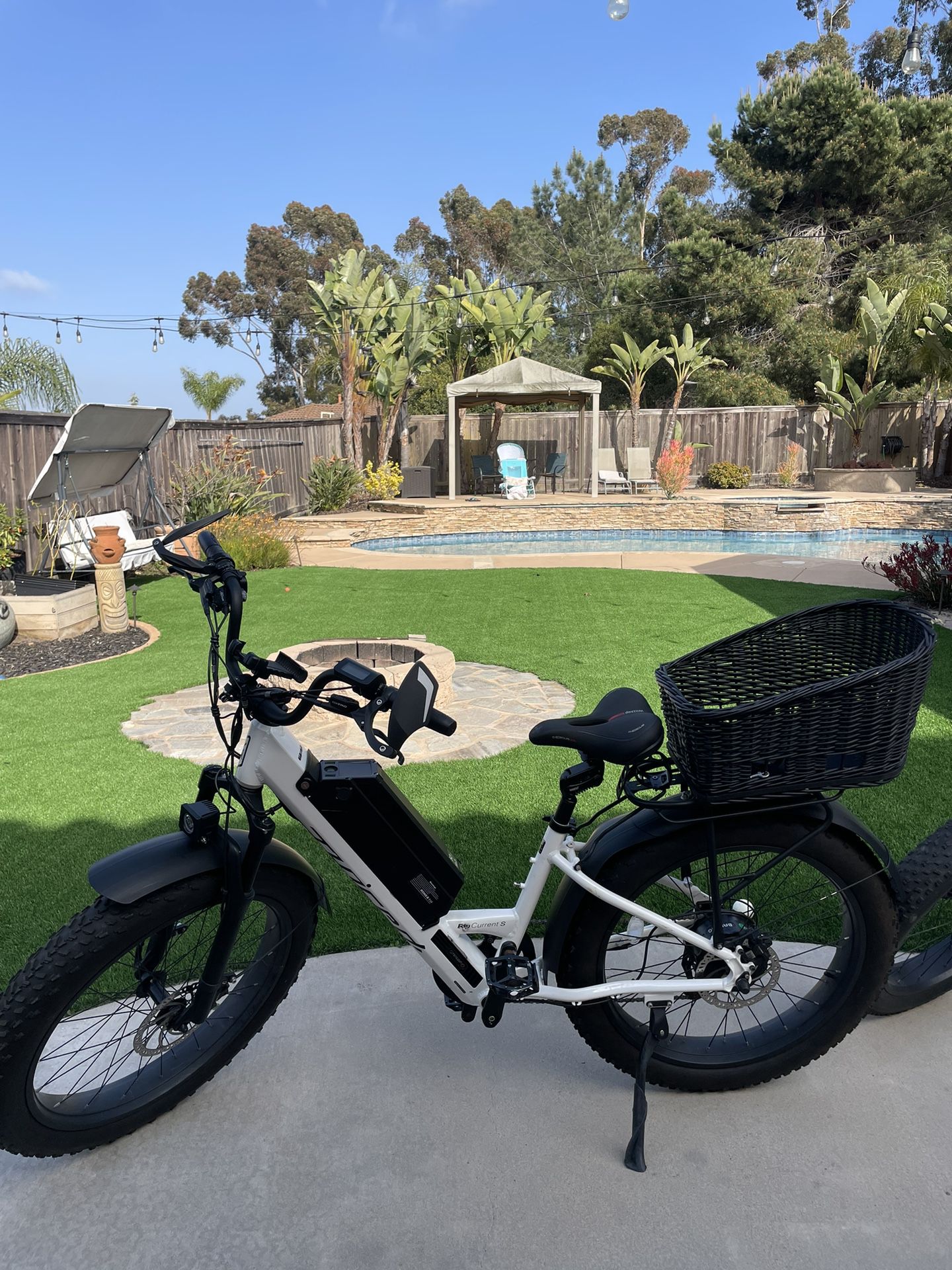 Juiced RipCurrent S Step-Through Electric bike 
