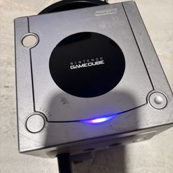 Modded GameCube With 128 Gb Worth Of Games 