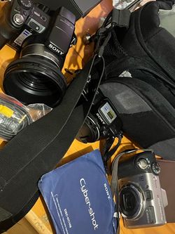 Sony and Canon Digital Camera Lot