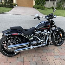 2023 Harley Davidson Breakout