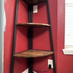 Corner Shelves 