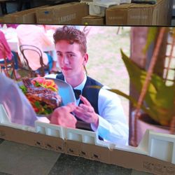 SAMSUNG 77" INCH OLED 4K S90D 