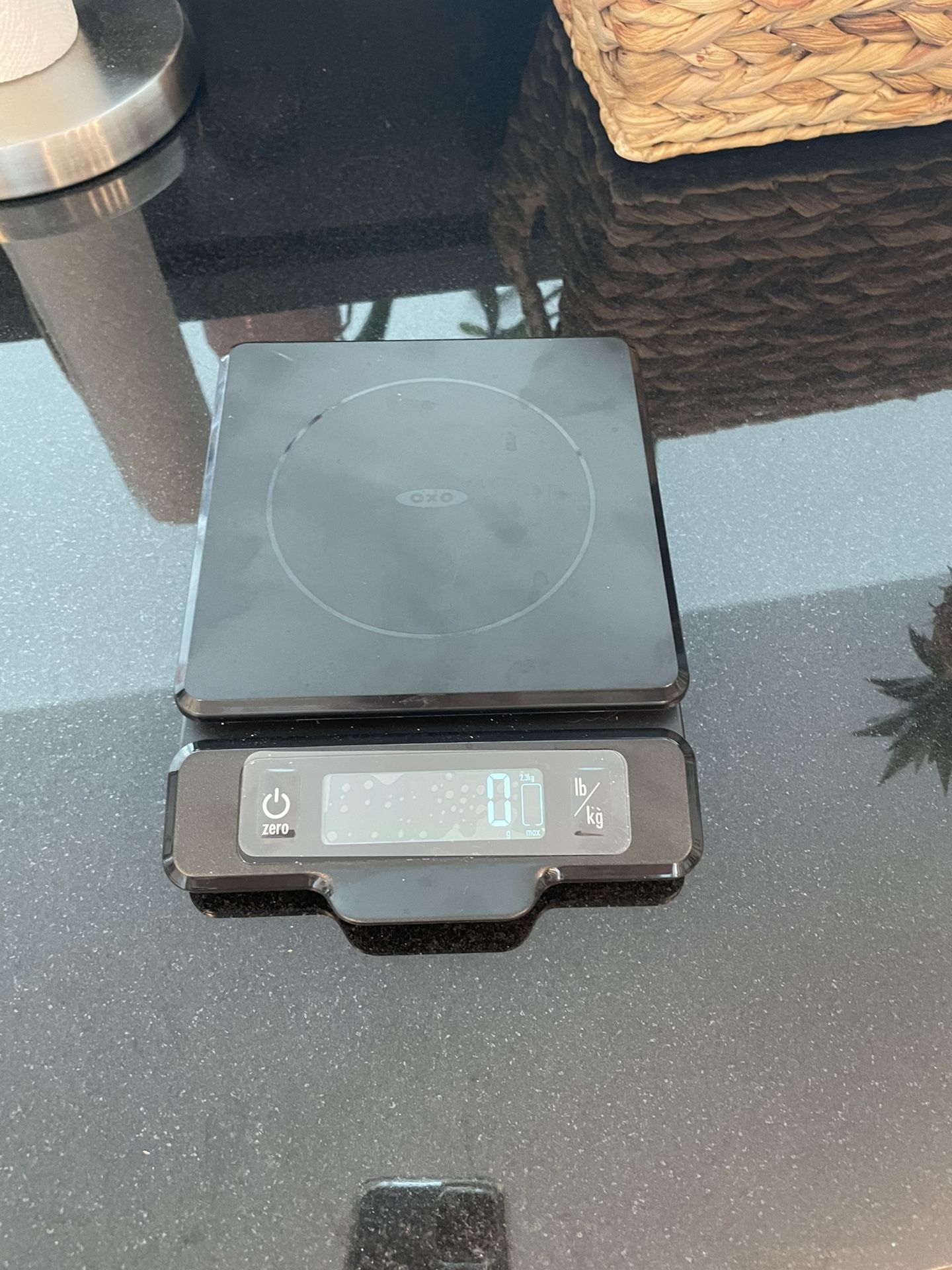 OXO scale with Pullout Display 