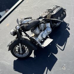 motorcycle model, specifically a replica of a classic Indian Chief (likely a 1940s model)