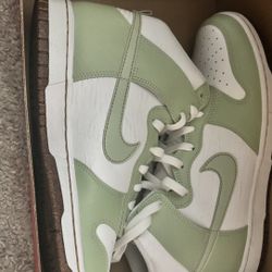 Nike Dunk High Retro SE “Honeydew”🍯