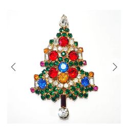 Vintage Christmas tree pin
