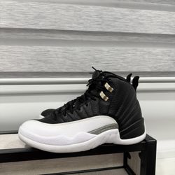 Jordan’s rétro 12 size 7