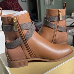 🍀NEW Sz 6.5 Fit 7 Michael Kors Bootie $60 🎈🎈