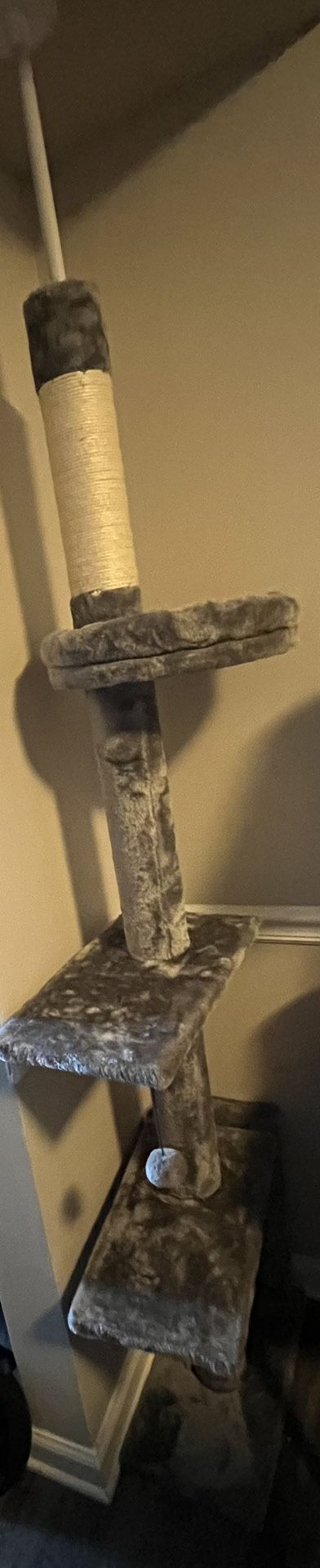 Adjustable Cat Tree