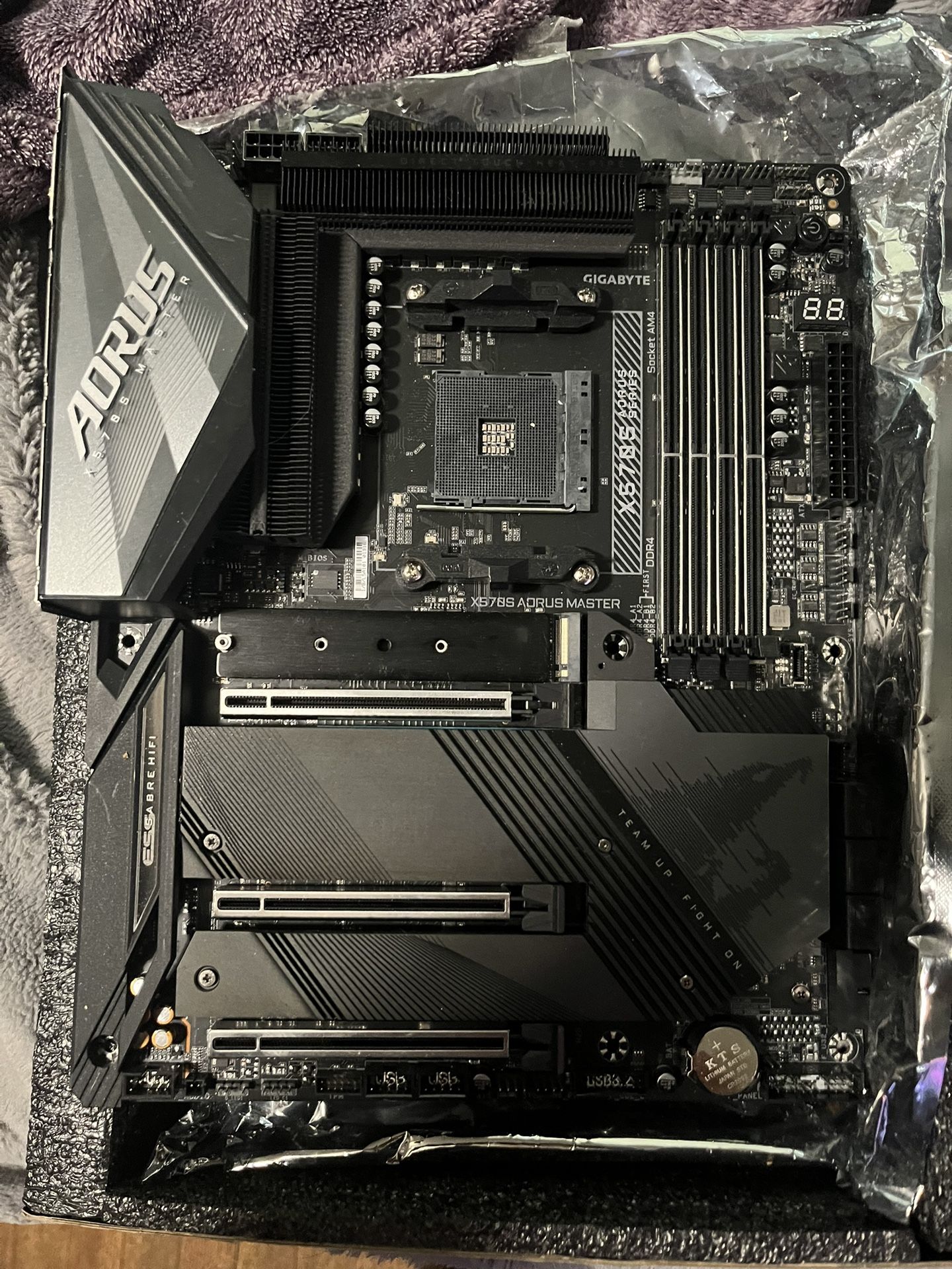 X570S AORUS Master WIFI motherboard