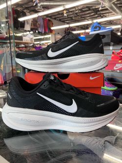 Nike Vomero 18 Black Coconut Milk Light Iron Ore Summit White