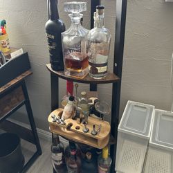 Corner Shelf Unit