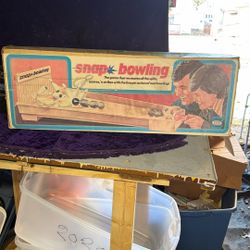 Snap Bowling game 