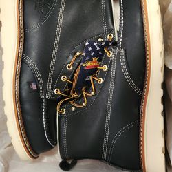 Thorogood American Heritage 6" Black Moc Toe Work Boots for Men
