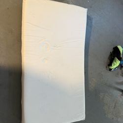 free infant / toddler mattress 
