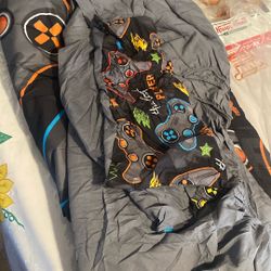 Juego de ropa de cama gaming de 4 piezas tamaño Twin para niños, juego de edredón gamer para niños, niñas, adolescentes,