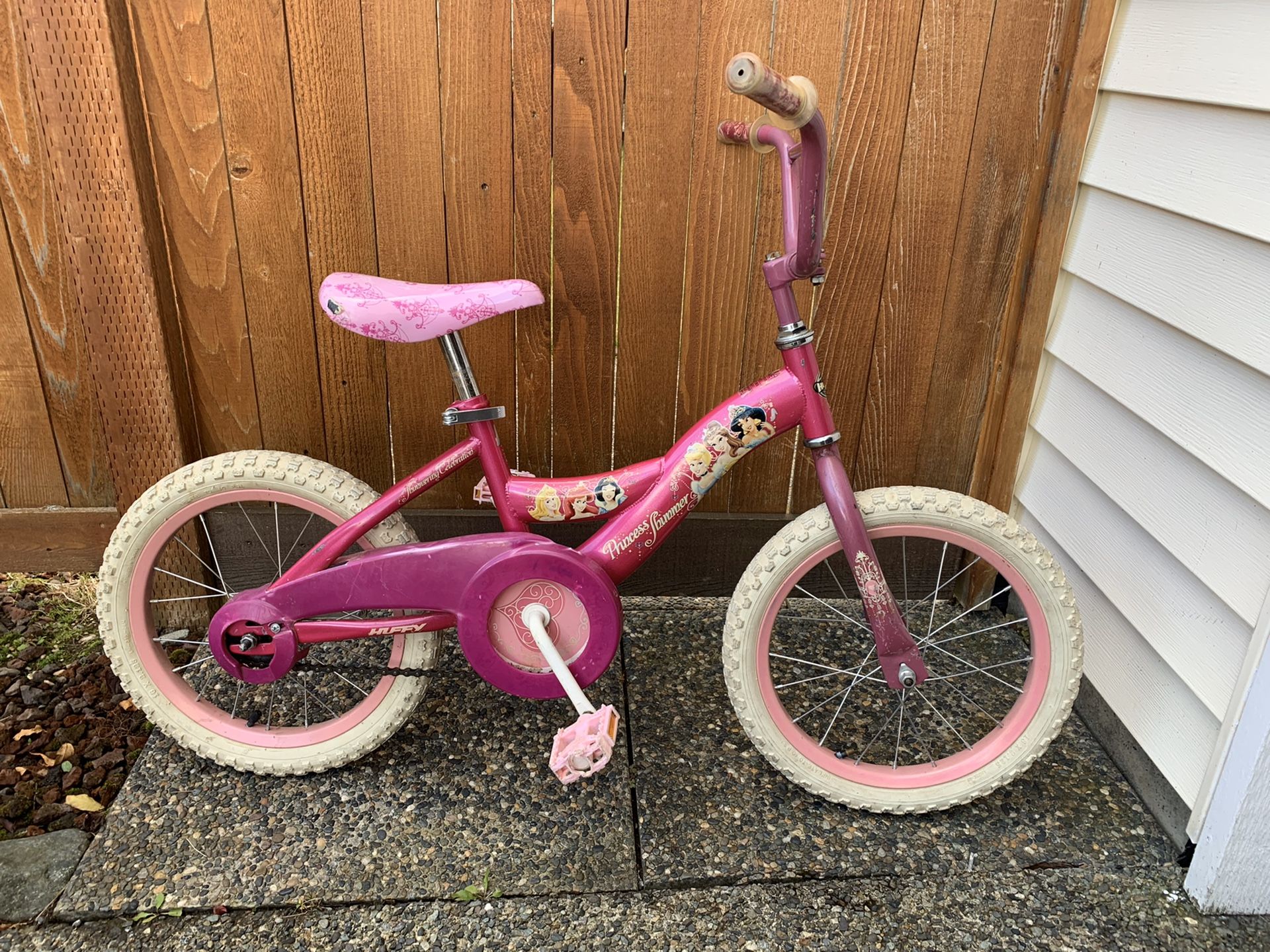 Girls’ Huffy 16” bike with training wheels