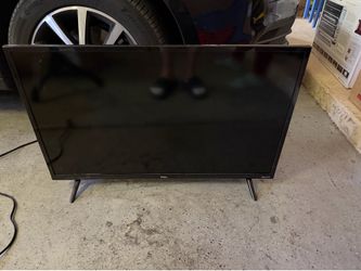 32 in roku tv.  Works great