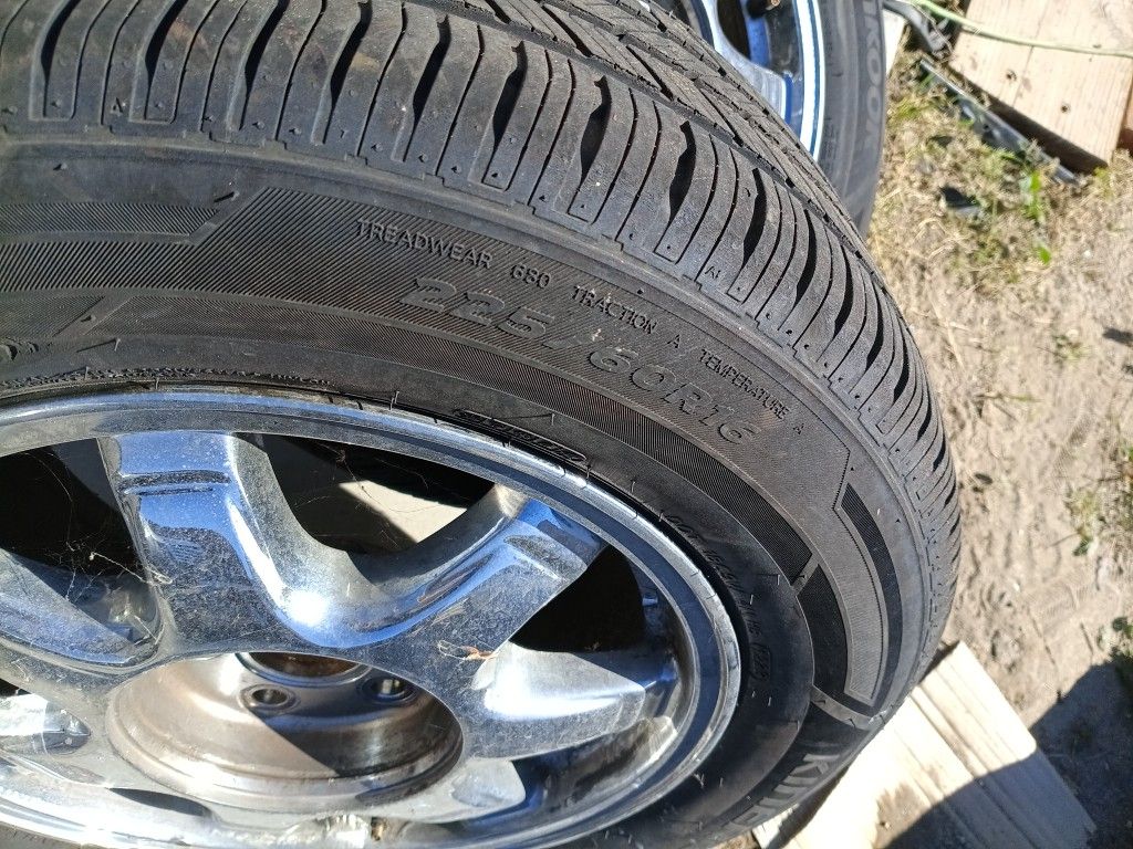 225/60/16 Tires Hankook Like 90%