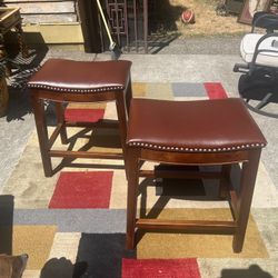 Retro Style Brown Stool Set (2) - Very Good Condition 