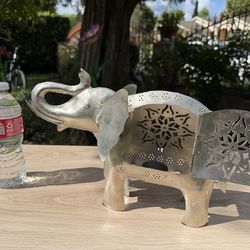 Elephant tealight decoration