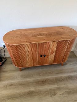 Solid wood entry cabinet with storage