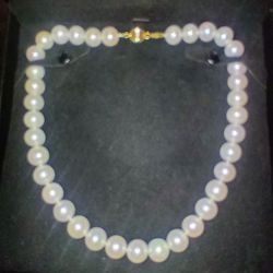 Vintage Pearl Necklace 