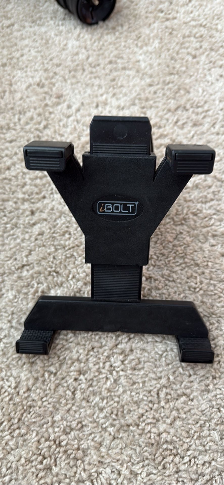 Tablet car mount for 4 screws (screws not included)