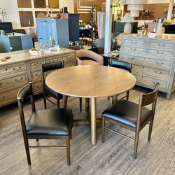 MCM Style Round Dining Table  *Chairs NOT Included*