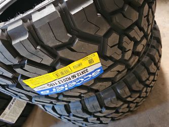 New set of tires accelera rt 33 1250 20 lt