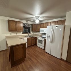 Kitchen appliances set