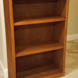SOLID OAK BOOKCASE