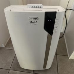 Open Box DeLonghi 3-in-1 Pinguino Portable AC, 8,600 BTU PAC-EX398VUVC-6AL-WH