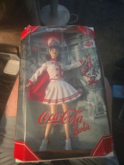 Coca Cola Majorette  Soda Fountain Barbie Brand New Never Opened