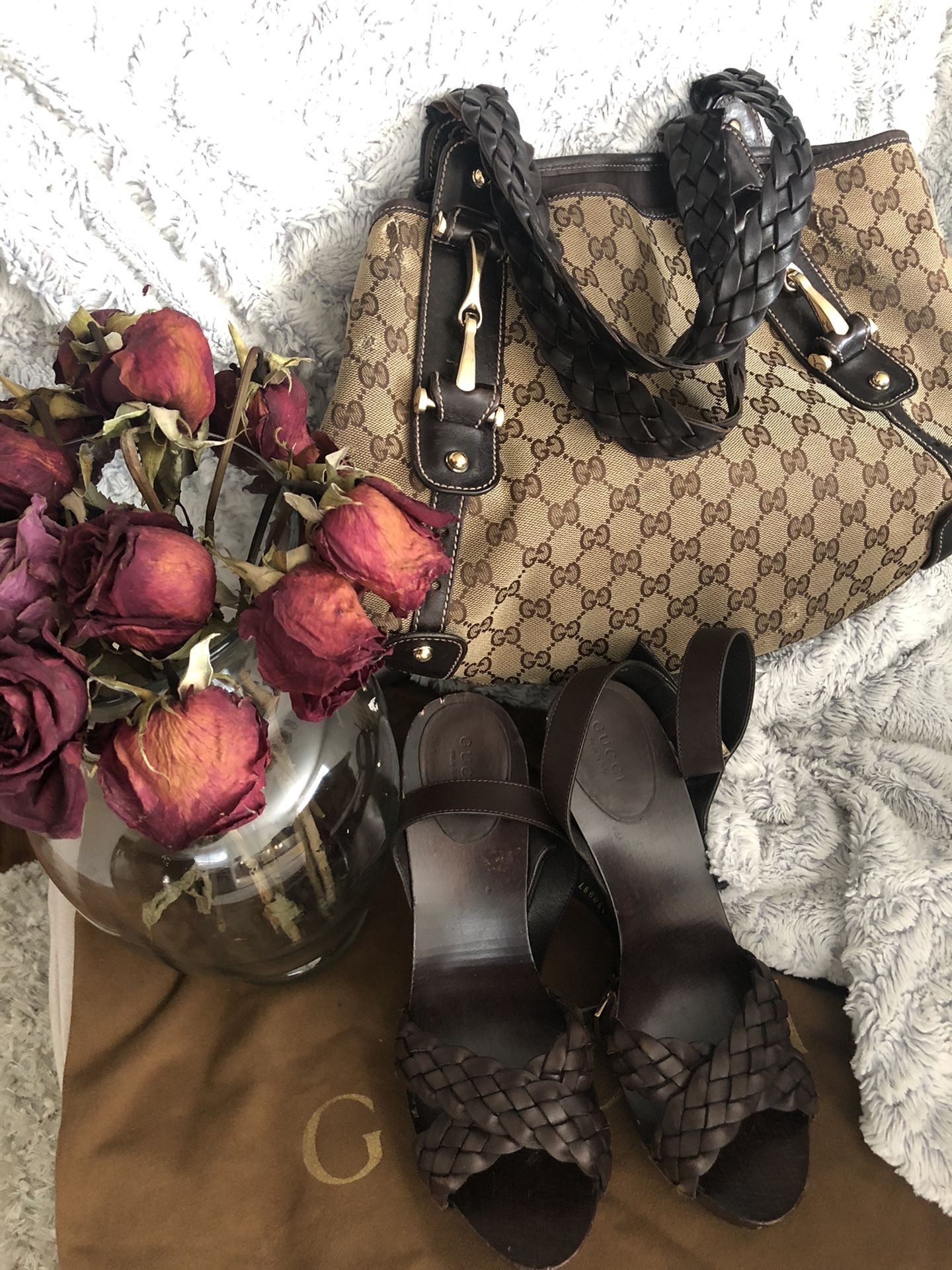 Gucci Pelham Hobo Handbag
