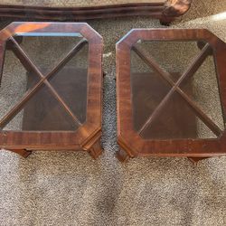 NICE END TABLE SET - $40 OBO