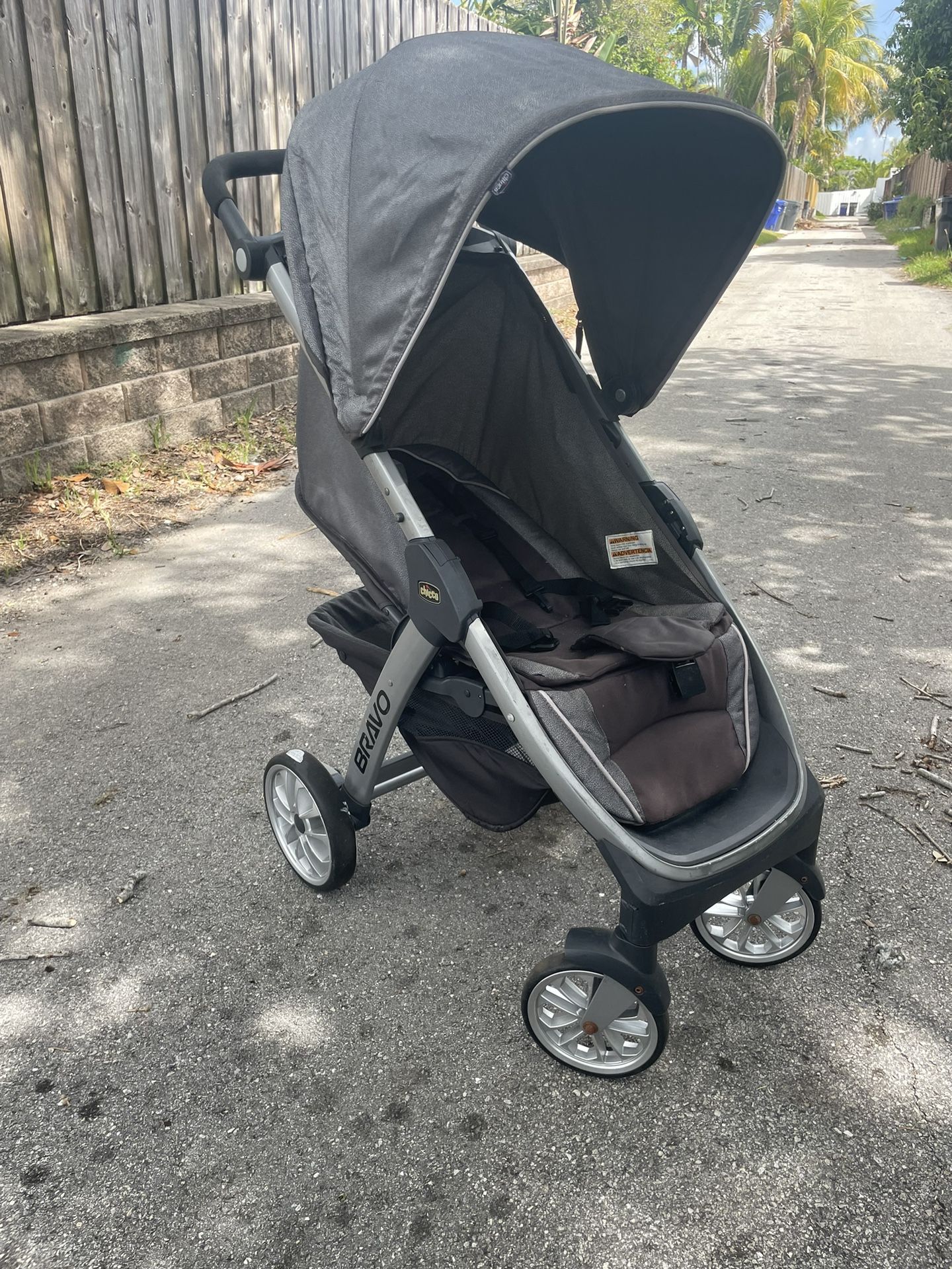 Chicco Bravo Quick Fold Stroller 