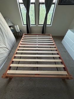 Queen frame - Japanese